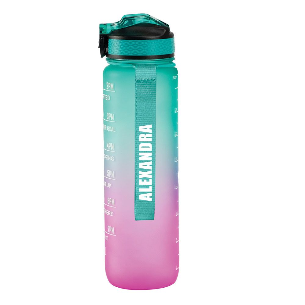 Motivasjonsflaske med Navn - Eventyrglød - 1000ml, Drikkeflaske, Vannflaske, Drikkeflaske med navn, Vannflaske med navn, hvit navn