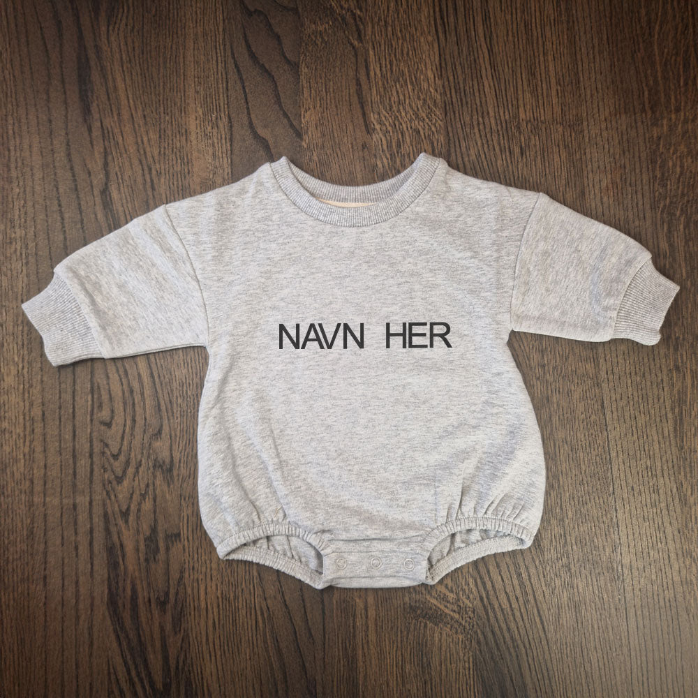 Broderi av navn - Genser (romper) til Baby
