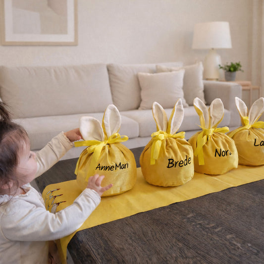 Personlig påskepose med navn – Gul kaninpose