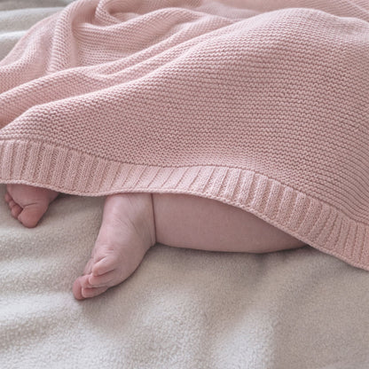 Personlig babyteppe med brodert navn – 100 % bomull - Rosa