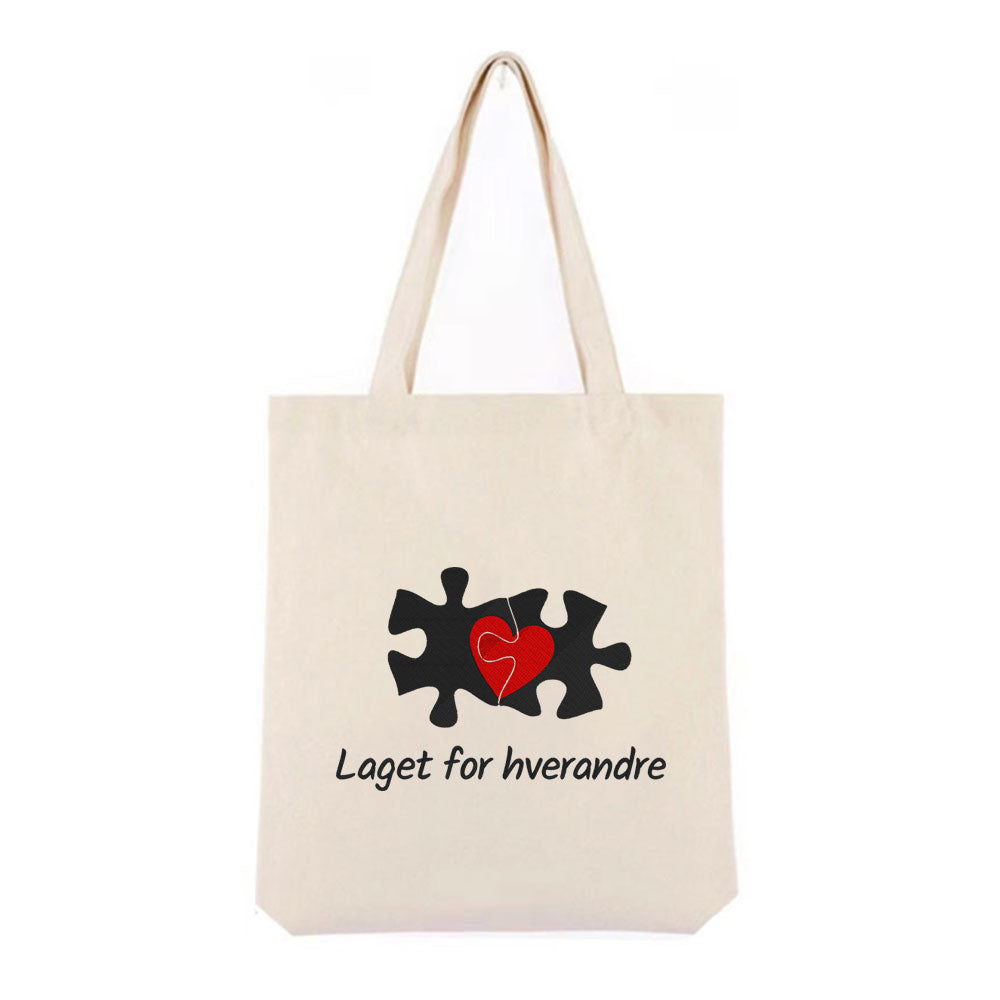 Personlig handlenett i canvas – brodert Valentinsdesign “Laget for hverandre”