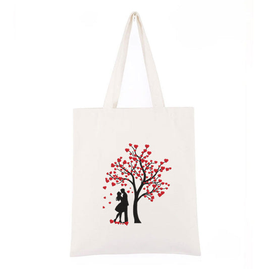 Handlenett i canvas – brodert Valentinsdesign med kjærlighetstre