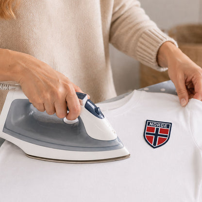 Norge iron patch strykes enkelt på t-skjorte med vanlig strykejern.